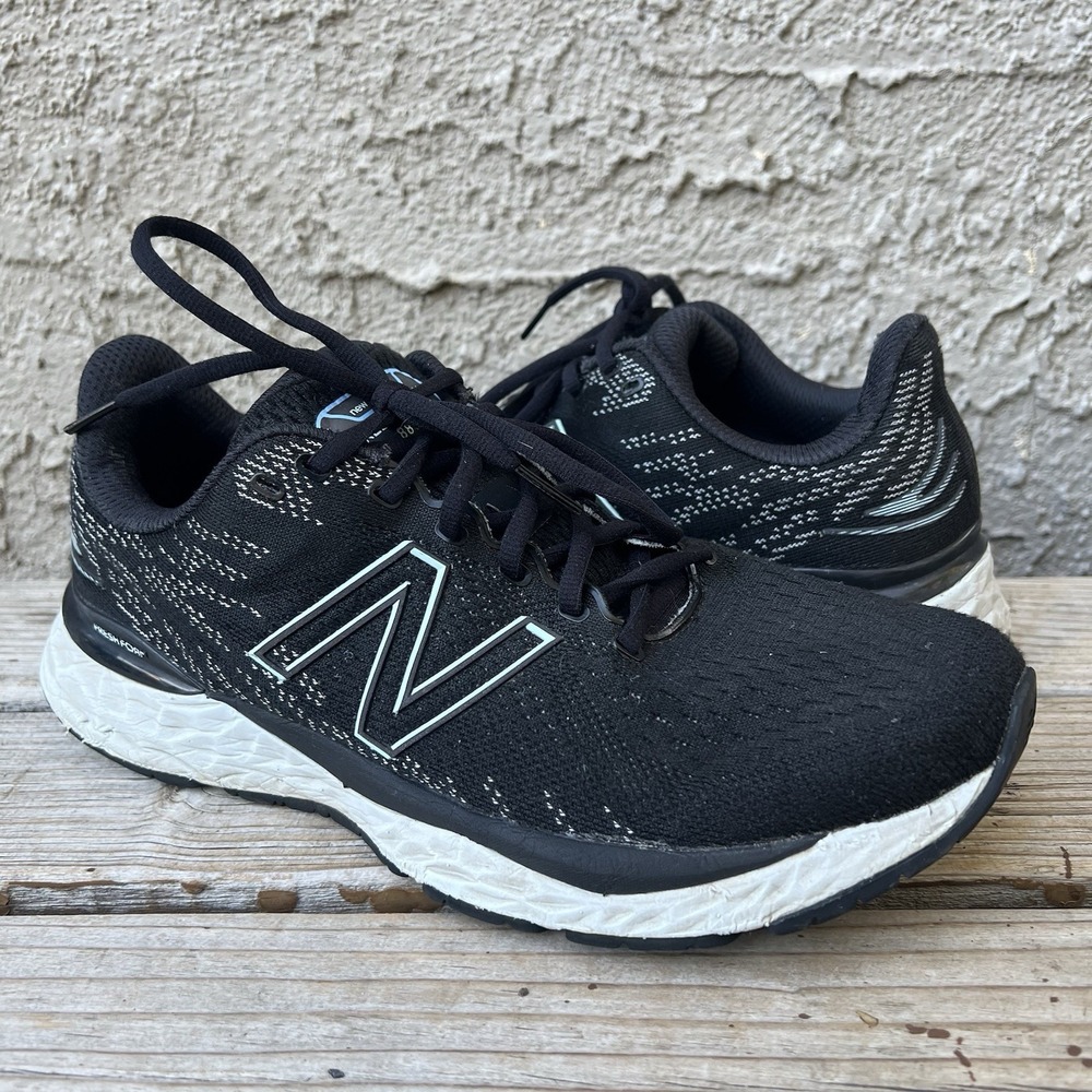 New Balance Shoes Women Size 10.5 Fresh Foam 880v11 Black Star Glow